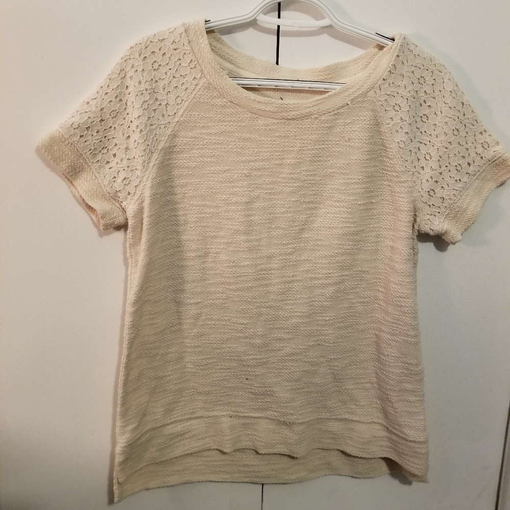 Short sleeve tee